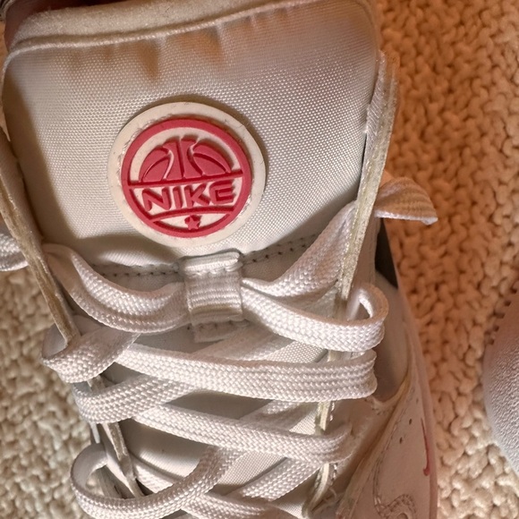 NEW Nike Women's Court Vision Alta Sneakers White Size 8 Athletic Shoes - Picture 7 of 9